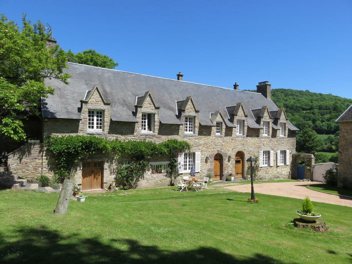 Clécy Le Manoir De Placy - Chambres D'Hotes מראה חיצוני תמונה