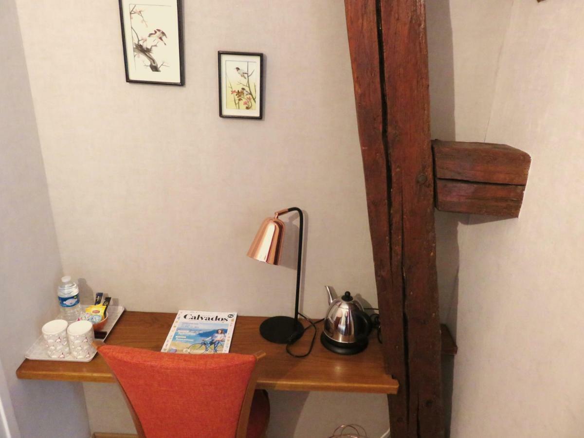Clécy Le Manoir De Placy - Chambres D'Hotes מראה חיצוני תמונה